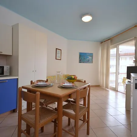 Cristallo Apartment *