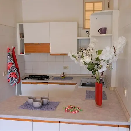 Residenza Cristallo * 利尼亚诺萨比亚多罗