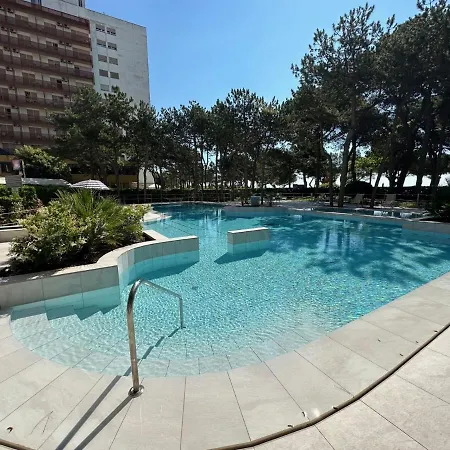 Residenza Cristallo 公寓 *