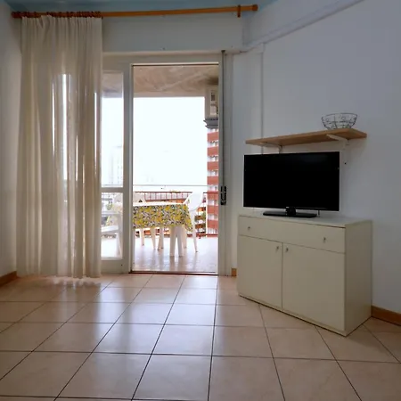 Residenza Cristallo リニャーノ・サッビアドーロ