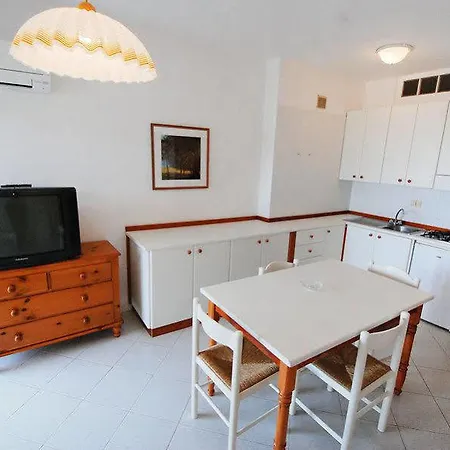 Residenza Cristallo * リニャーノ・サッビアドーロ